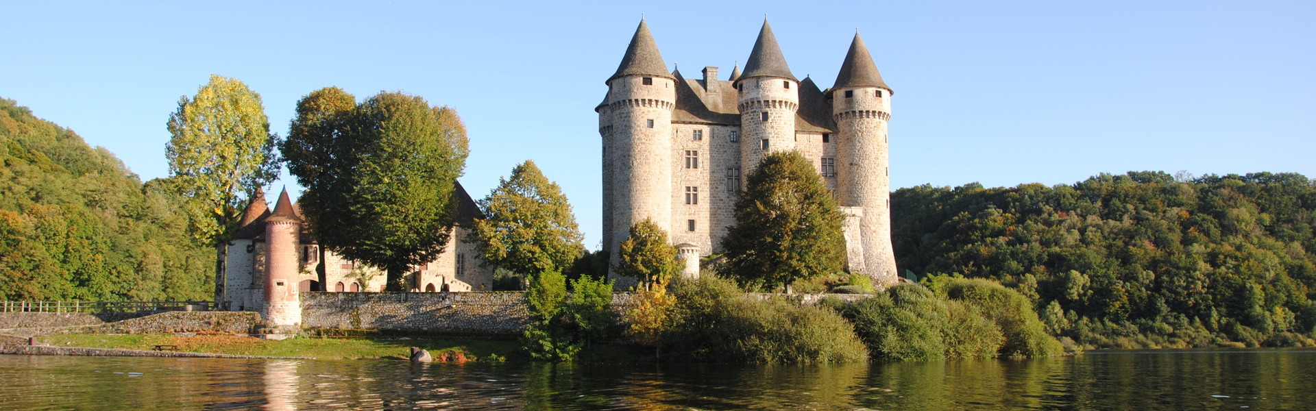 Mairie de Lanobre - Cantal Sumène-Artense